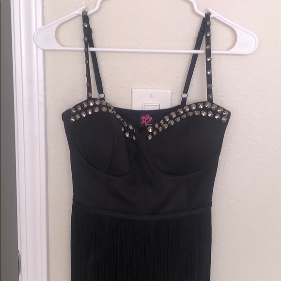 Black mini dress - Picture 1 of 3